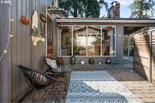 9319 NE Broadway, Portland, OR 97220 - Photo 25