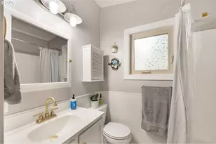 9319 NE Broadway, Portland, OR 97220 - Photo 21