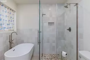 1608 NE 120th Ave, Portland, OR 97220 - Photo 19