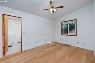 1608 NE 120th Ave, Portland, OR 97220 - Photo 17