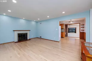 1608 NE 120th Ave, Portland, OR 97220 - Photo 7