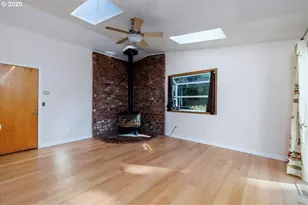 1608 NE 120th Ave, Portland, OR 97220 - Photo 15