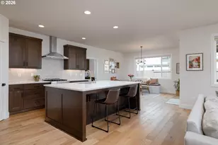 63220 NW Red Butte Ct, Bend, OR 97703 - Photo 9