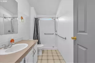 1949 SE Palmquist Rd, Gresham, OR 97080 - Photo 27