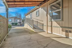 1949 SE Palmquist Rd, Gresham, OR 97080 - Photo 3