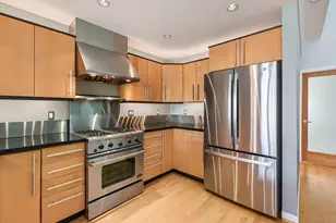 2345 NW Overton St, Portland, OR 97210 - Photo 7