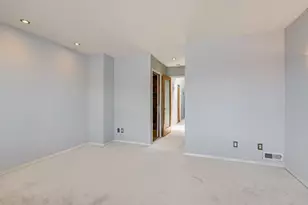 2345 NW Overton St, Portland, OR 97210 - Photo 15