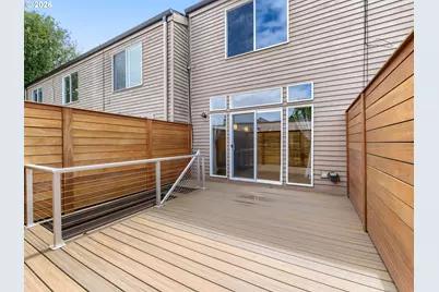 2345 NW Overton St, Portland, OR 97210 - Photo 11