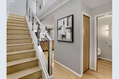 2345 NW Overton St, Portland, OR 97210 - Photo 13