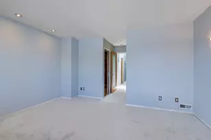 2345 NW Overton St, Portland, OR 97210 - Photo 15