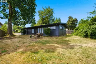 5601 SE Oetkin Dr, Milwaukie, OR 97267 - Photo 5