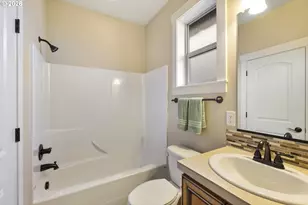 1275 S 15th Way, Ridgefield, WA 98642 - Photo 9