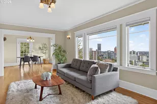 2440 SW Hoffman Ave, Portland, OR 97201 - Photo 5