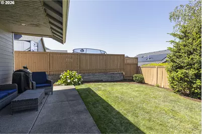 781 E McKinley St, Carlton, OR 97111 - Photo 25