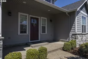 781 E McKinley St, Carlton, OR 97111 - Photo 3
