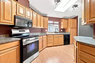 3355 N Delta Hwy, Eugene, OR 97408 - Photo 13