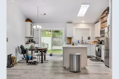 320 South St, Astoria, OR 97103 - Photo 7