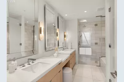 550 SW 10th Ave #2810, Portland, OR 97205 - Photo 15
