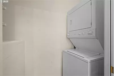 4650 Summerlinn Way, West Linn, OR 97068 - Photo 9