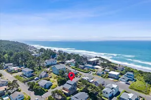 935 SW 7th St, Lincoln City, OR 97367 - Photo 3