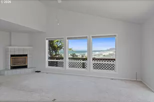 935 SW 7th St, Lincoln City, OR 97367 - Photo 7