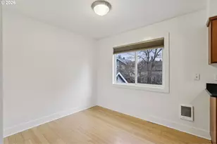 2301 SE Caruthers St, Portland, OR 97214 - Photo 13