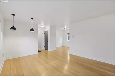 2301 SE Caruthers St #10, Portland, OR 97214 - Photo 9