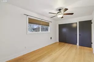 2301 SE Caruthers St, Portland, OR 97214 - Photo 25