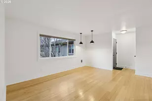2301 SE Caruthers St, Portland, OR 97214 - Photo 7