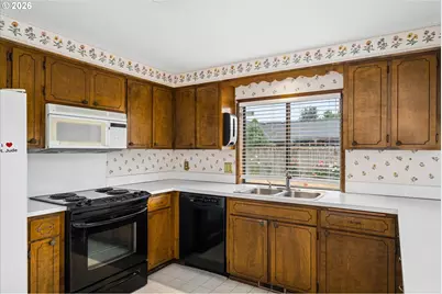 2177 Firth Ave, Springfield, OR 97477 - Photo 13
