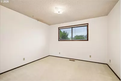 2177 Firth Ave, Springfield, OR 97477 - Photo 25