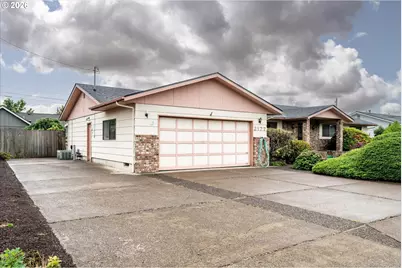 2177 Firth Ave, Springfield, OR 97477 - Photo 3