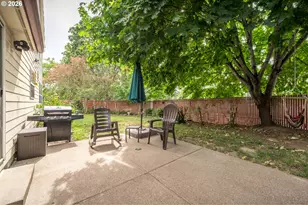 2015 Chase Loop SW, Albany, OR 97321 - Photo 25