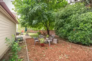 2015 Chase Loop SW, Albany, OR 97321 - Photo 29
