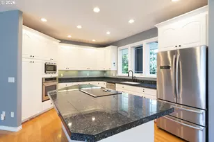 15686 SW Pleasantview Ct, Portland, OR 97224 - Photo 11