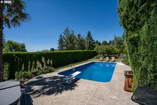 15686 SW Pleasantview Ct, Portland, OR 97224 - Photo 37