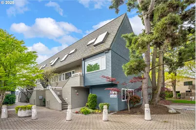 198 N Hayden Bay Dr, Portland, OR 97217 - Photo 1