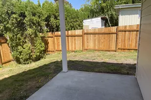 300 N Jellison St, Amity, OR 97101 - Photo 31