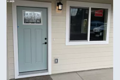 300 N Jellison St, Amity, OR 97101 - Photo 3