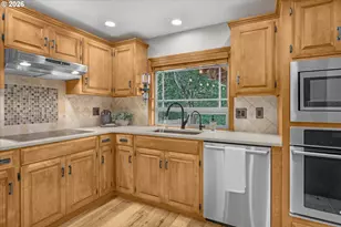 12684 SE Regency View St, Happy Valley, OR 97086 - Photo 11