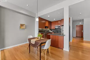 1025 NW Couch St, Portland, OR 97209 - Photo 9