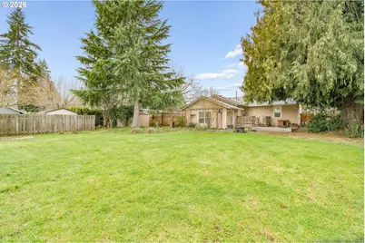 1316 N Locust St, Canby, OR 97013 - Photo 3