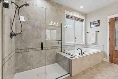 1141 NW 98th Ave, Portland, OR 97229 - Photo 27