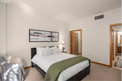 1130 NW 12th Ave #516, Portland, OR 97209 - Photo 17