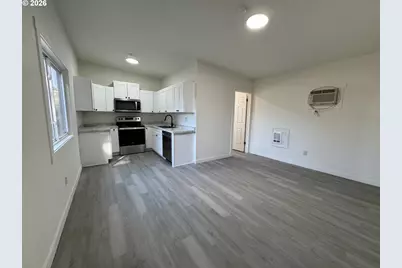 316 SW 22nd St, Pendleton, OR 97801 - Photo 3