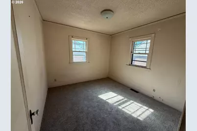 1760 Norway St NE, Salem, OR 97301 - Photo 9