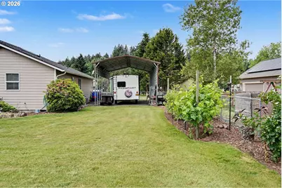 762 3rd St, Lyons, OR 97358 - Photo 41