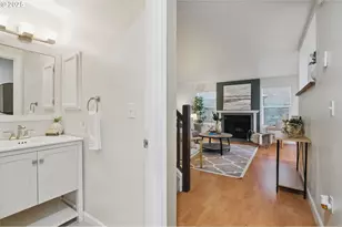 29460 SW Volley St, Wilsonville, OR 97070 - Photo 9