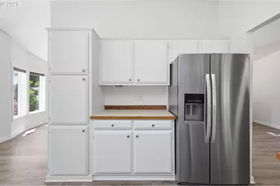 3355 N Delta Hwy #26, Eugene, OR 97408 - Photo 11