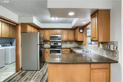 307 NE 110th St, Vancouver, WA 98685 - Photo 9